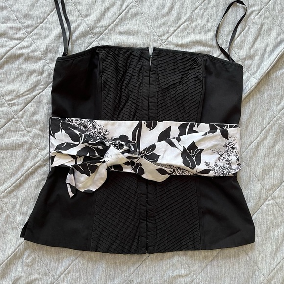 White House Black Market Black Corset Top 2/4 2010 style - Picture 6 of 7